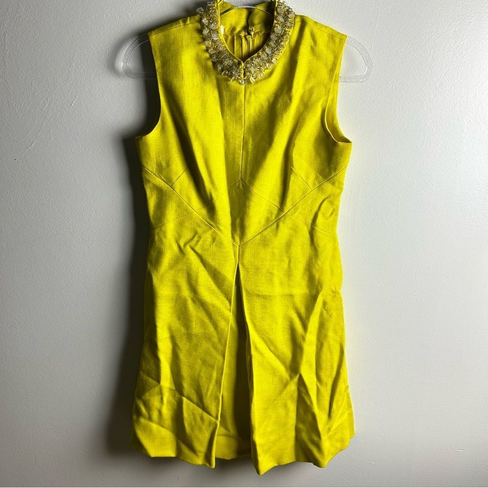 Vintage Yellow Sleeveless Dress with Embellished Collar